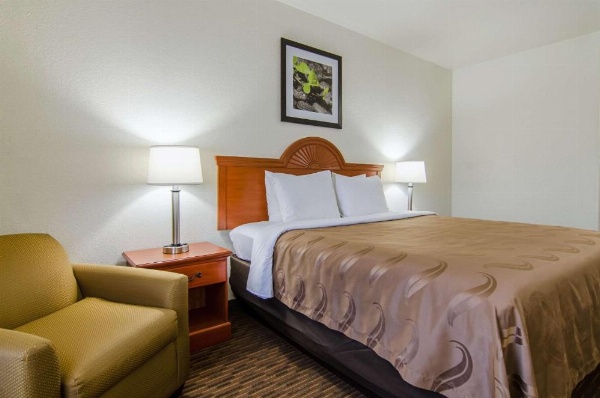 Quality Inn Junction City near Fort Riley image 17
