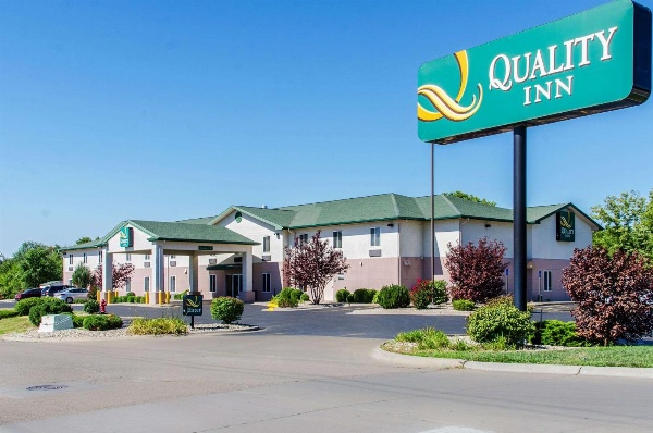 Quality Inn Junction City near Fort Riley image 3